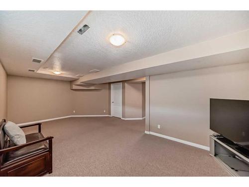 3-102 Canoe Square Sw, Airdrie, AB - Indoor