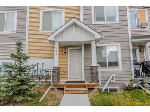 577 Canal Crossing Sw, Airdrie, AB - Outdoor With Facade