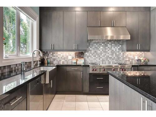 68 Heritage Lake Shores, Heritage Pointe, AB - Indoor Photo Showing Kitchen With Upgraded Kitchen