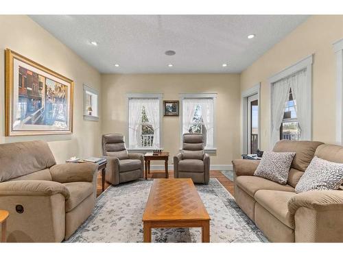 4 Highland Ranch Estates, Rural Foothills County, AB - Indoor Photo Showing Living Room