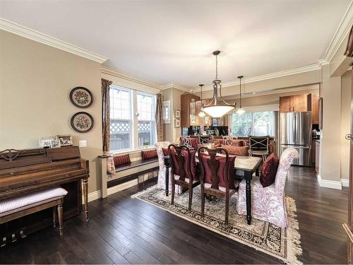 1427 2A Street Nw, Calgary, AB - Indoor Photo Showing Dining Room