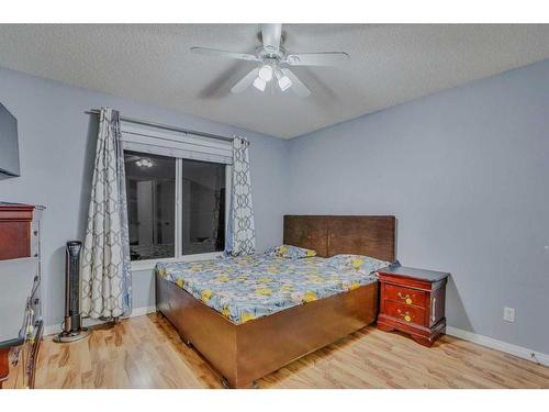 35 Taralea Gardens Ne, Calgary, AB - Indoor Photo Showing Bedroom