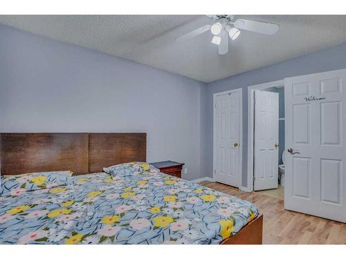 35 Taralea Gardens Ne, Calgary, AB - Indoor Photo Showing Bedroom