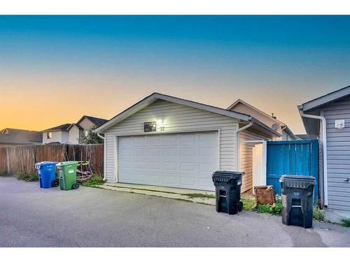 35 Taralea Gardens Ne, Calgary, AB - Outdoor With Exterior