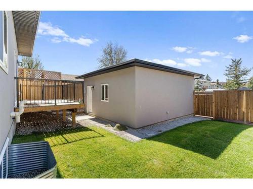 8315 Centre Street Nw, Calgary, AB - Outdoor With Exterior