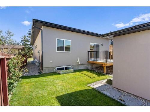 8315 Centre Street Nw, Calgary, AB - Outdoor With Exterior