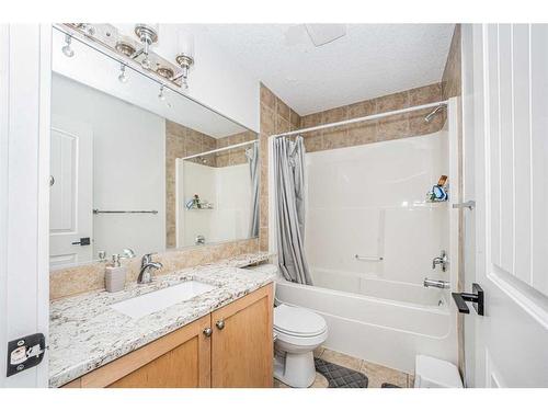 111 Covemeadow Court Ne, Calgary, AB - Indoor Photo Showing Bathroom