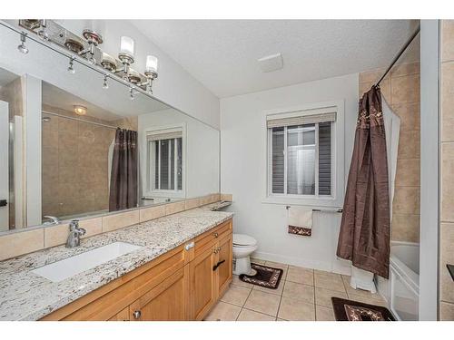 111 Covemeadow Court Ne, Calgary, AB - Indoor Photo Showing Bathroom