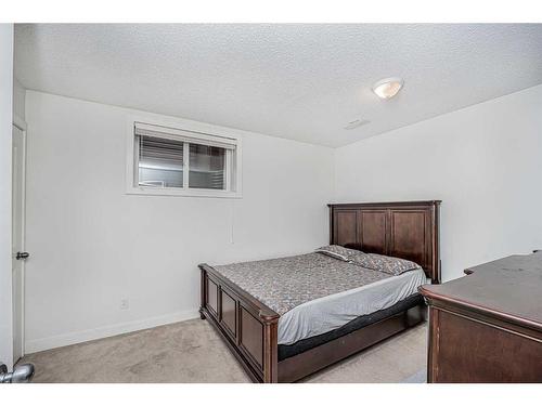 111 Covemeadow Court Ne, Calgary, AB - Indoor Photo Showing Bedroom