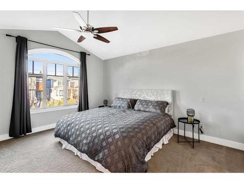 2412 26 Street Sw, Calgary, AB - Indoor Photo Showing Bedroom