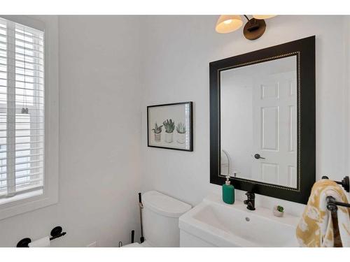 71 Chaparral Circle Se, Calgary, AB - Indoor Photo Showing Bathroom