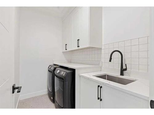 517 Muirfield Crescent, Lyalta, AB - Indoor Photo Showing Laundry Room