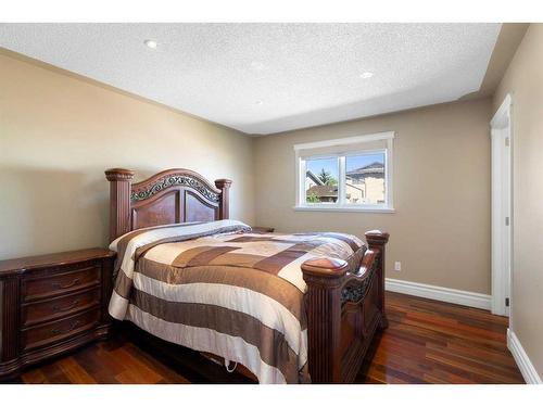 36 Whitehaven Crescent Ne, Calgary, AB - Indoor Photo Showing Bedroom