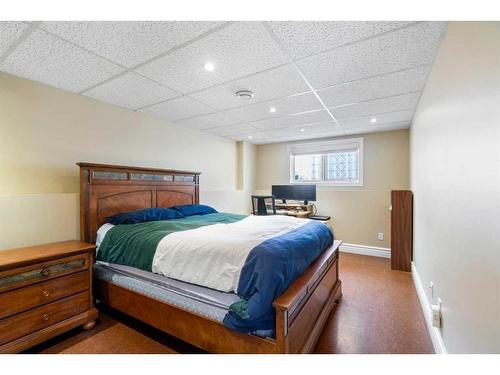 36 Whitehaven Crescent Ne, Calgary, AB - Indoor Photo Showing Bedroom