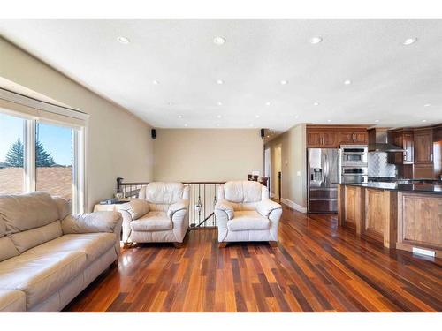 36 Whitehaven Crescent Ne, Calgary, AB - Indoor Photo Showing Living Room