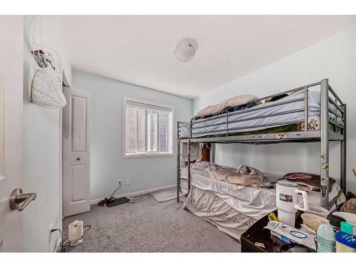 72 Howse Heights Ne, Calgary, AB - Indoor Photo Showing Other Room