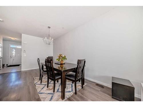 72 Howse Heights Ne, Calgary, AB - Indoor Photo Showing Dining Room