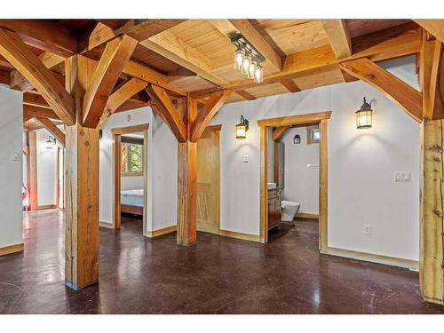 1275 Railway Avenue, Canmore, AB - Indoor