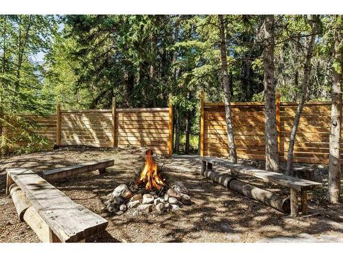 1275 Railway Avenue, Canmore, AB - Outdoor