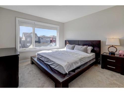 41 Homestead Boulevard Ne, Calgary, AB - Indoor Photo Showing Bedroom