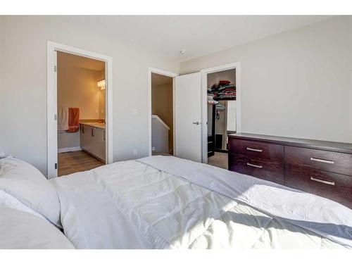 41 Homestead Boulevard Ne, Calgary, AB - Indoor Photo Showing Bedroom