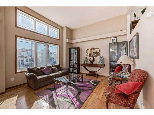 149 Covebrook Close Ne, Calgary, AB - Indoor Photo Showing Living Room