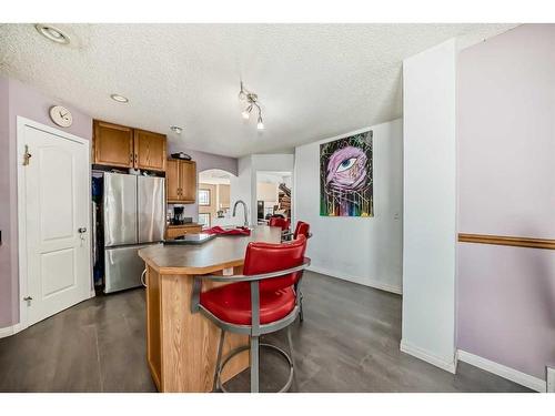 149 Covebrook Close Ne, Calgary, AB - Indoor Photo Showing Kitchen