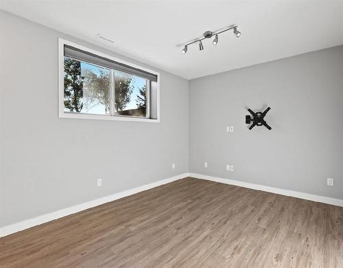 228 Cranarch Crescent Se, Calgary, AB - Indoor Photo Showing Other Room