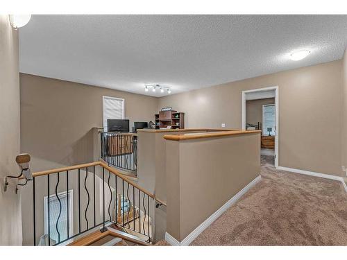 43 Panorama Hills Crescent Nw, Calgary, AB - Indoor Photo Showing Other Room