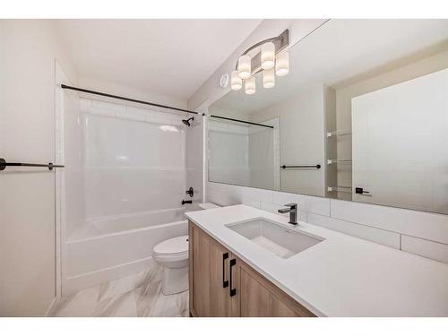 135 Edith Drive Nw, Calgary, AB - Indoor Photo Showing Bathroom