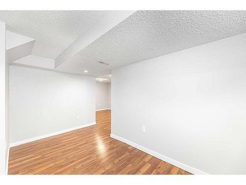 196 Windermere Road Sw, Calgary, AB - Indoor Photo Showing Other Room