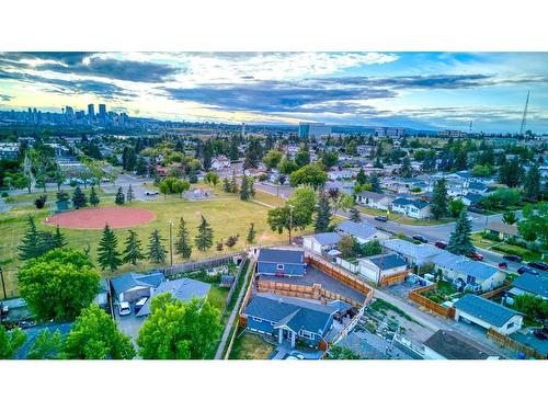 3012 12 Avenue Se, Calgary, AB - Outdoor With View