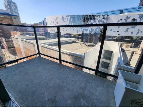 505-450 8 Avenue Se, Calgary, AB - Outdoor With Balcony