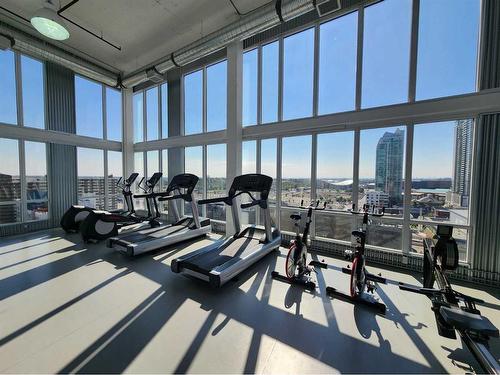 505-450 8 Avenue Se, Calgary, AB - Indoor Photo Showing Gym Room