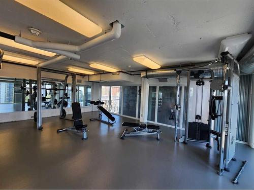 505-450 8 Avenue Se, Calgary, AB - Indoor Photo Showing Gym Room