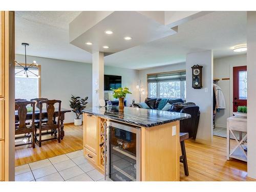 924 42 Street Se, Calgary, AB - Indoor