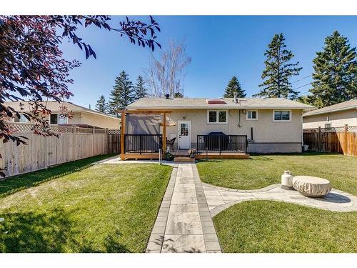 924 42 Street Se, Calgary, AB - Outdoor With Deck Patio Veranda