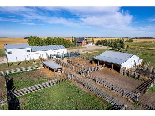 254041 Twp Road 252, Rural Wheatland County, AB - Indoor