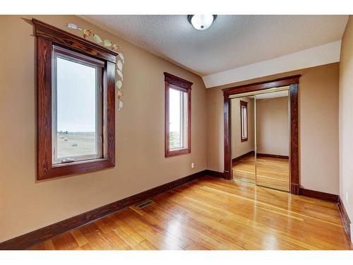 254041 Twp Road 252, Rural Wheatland County, AB - Indoor Photo Showing Bathroom