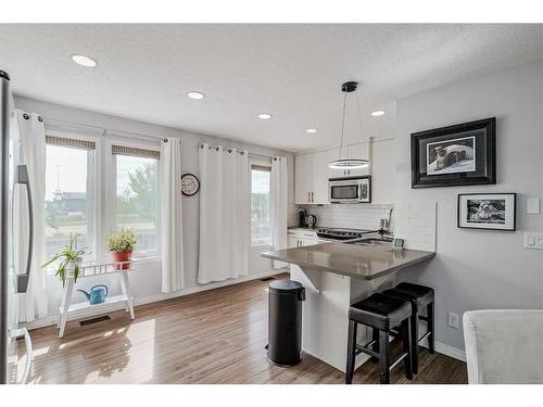 1410 Auburn Bay Square Se, Calgary, AB - Indoor Photo Showing Kitchen