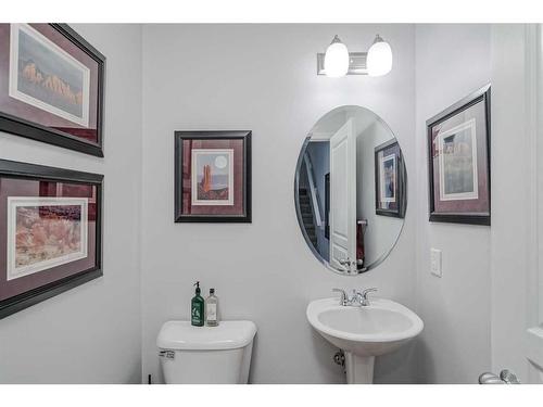 1410 Auburn Bay Square Se, Calgary, AB - Indoor Photo Showing Bathroom