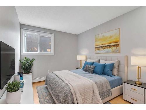 203-431 1 Avenue Ne, Calgary, AB - Indoor Photo Showing Bedroom