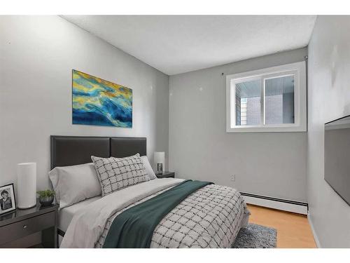 203-431 1 Avenue Ne, Calgary, AB - Indoor Photo Showing Bedroom