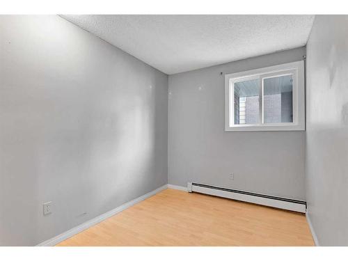 203-431 1 Avenue Ne, Calgary, AB - Indoor Photo Showing Other Room