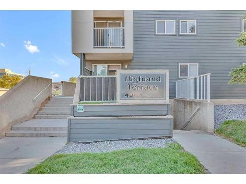 203-431 1 Avenue Ne, Calgary, AB - Outdoor With Balcony