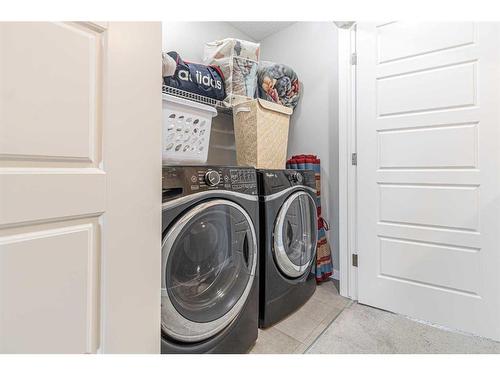 45 Legacy Glen Row Se, Calgary, AB - Indoor Photo Showing Laundry Room