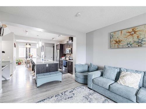 45 Legacy Glen Row Se, Calgary, AB - Indoor Photo Showing Living Room