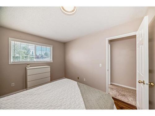 208 Scenic Acres Terrace Nw, Calgary, AB - Indoor Photo Showing Bedroom