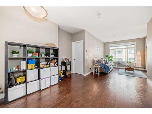 306-22 Auburn Bay Link Se, Calgary, AB - Indoor Photo Showing Kitchen