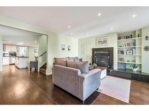 3619 3 Street Sw, Calgary, AB - Indoor Photo Showing Living Room With Fireplace